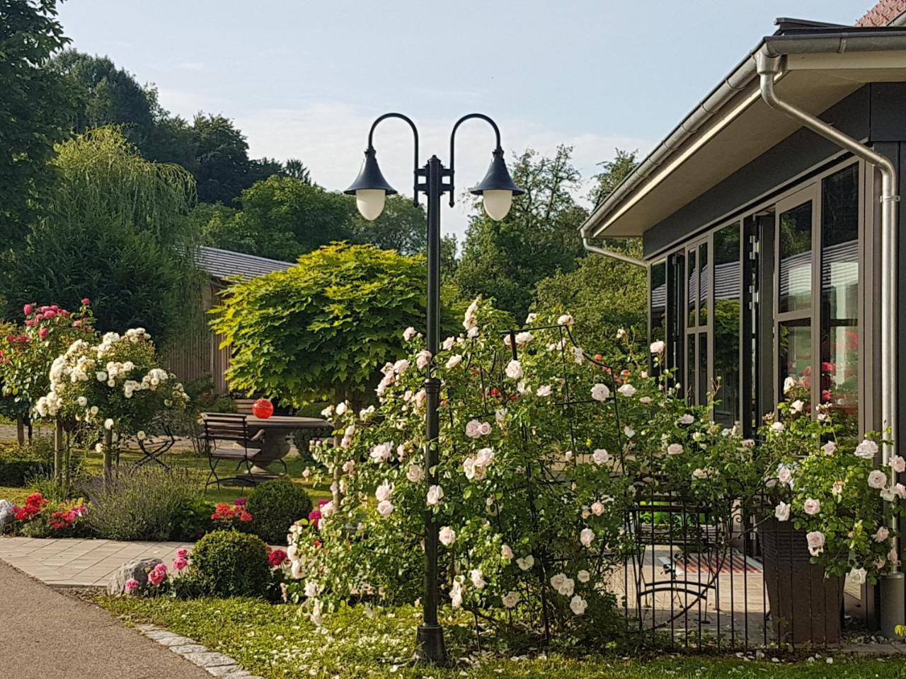 Landgut Apfelrose Hotel Friedrichshafen Exterior photo